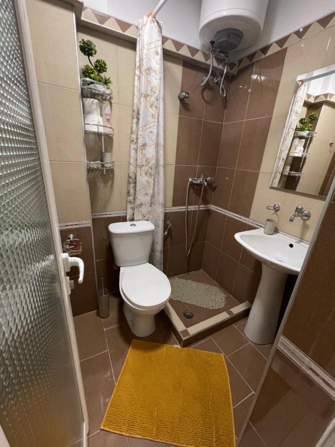 Meg'S Apartment Гирокастра Экстерьер фото